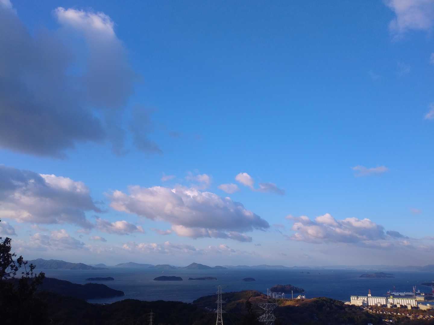 寒いけど清々しい😆
やっぱり瀬戸内海はキレイだぁ👏👏