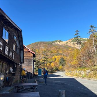 位ケ原山荘　肩の小屋までの中間地点