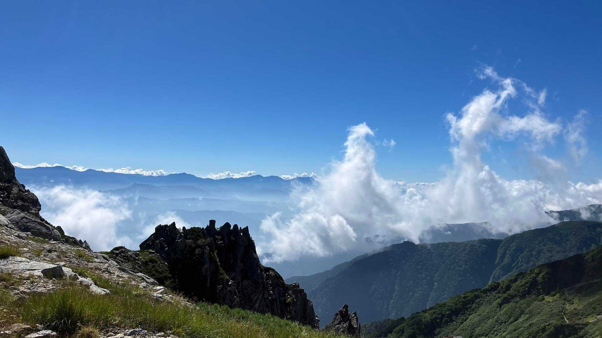 木曽駒ヶ岳往復 | 歩かず行ける天空の楽園とアルプスの絶景広がる稜線漫歩の写真