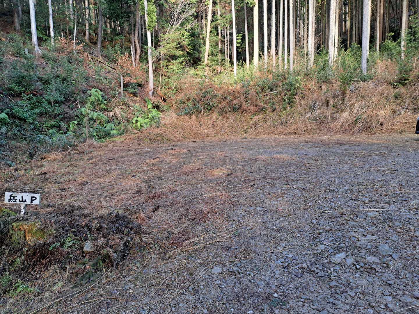 yamap図面通り、駐車場が用意されています