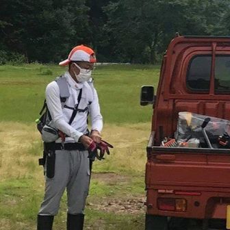 草刈りおじさん