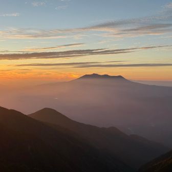 御嶽山の横に虹雲ででるーー！！！