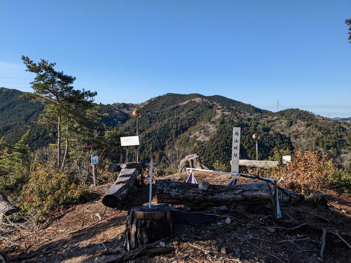 30分ぐらいで雨山城址