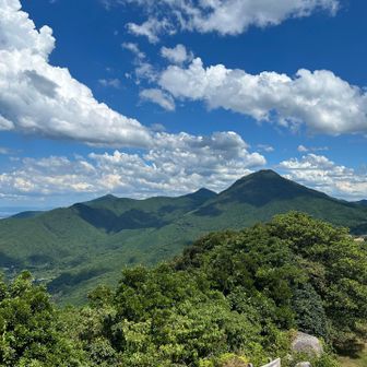 浮嶽から脊振山方面の縦走の山々