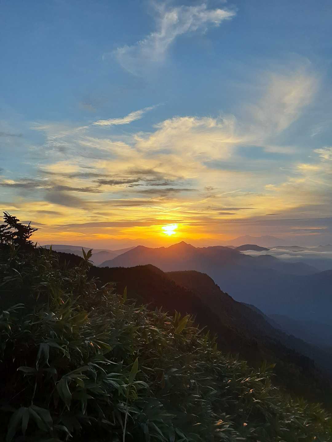 見晴台は夕焼けスポットです！美しい♡