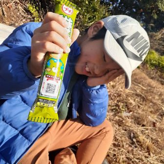 お菓子で空腹をごまかすしかない…

「とと～マジかよ～」
こんな時でも呆れはするけど、怒りはしないちびに感謝🙇💦