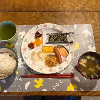 塩見小屋の朝食です。