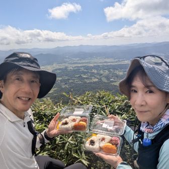山登り応援プランの弁当、蒜山高原を眺めながらいただきます