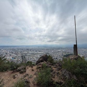 安達太良山、吾妻連峰もお休み😴
や、曇ってるの知ってて来たんですけどね