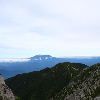 御嶽山がよく見えます。
逆側は富士山見えます