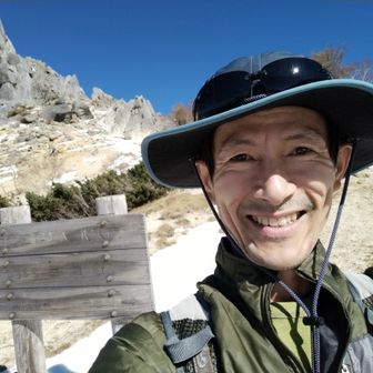 なるべく木の根は踏まない