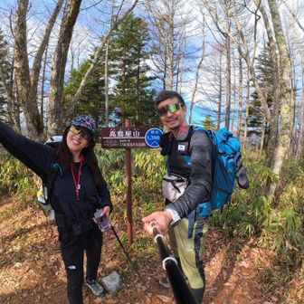 雪靴やシェルズボンしか持ってなかったので
2人とも履いてきた靴とズボン💦笑