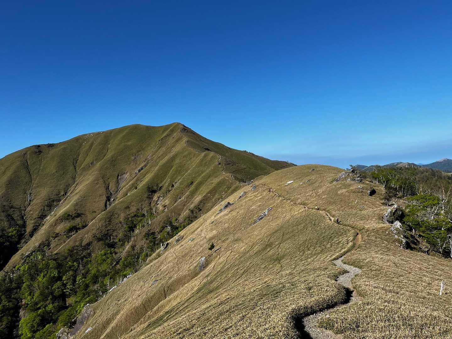 見ノ越-剣山-次郎笈-三嶺 縦走コースの写真