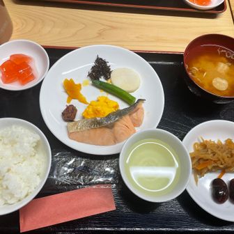 朝食🙏
ありがたや🙏