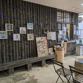 ほぼ貸し切りでした👍
雨の日は車で来る観光者も少なく、登山者もほぼ居ないそうです😅
雨の日は人がいなくて良いですよ～🎵