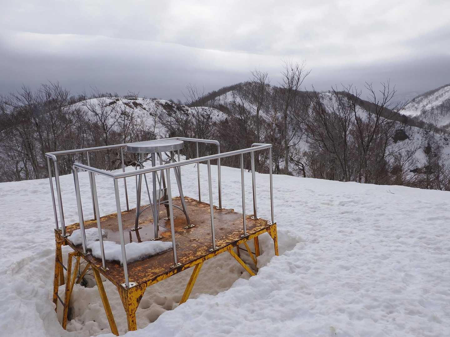 というわけで白兀山到着❣️今シーズンも無事登頂👍