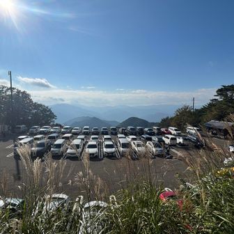 第一駐車場。3時前でも満車です