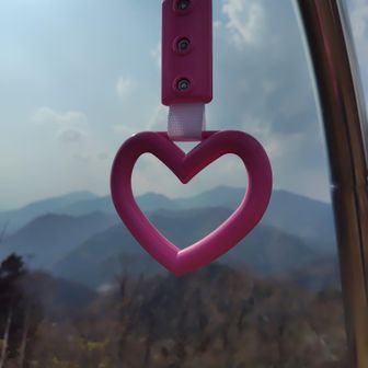 ハートの吊り輪