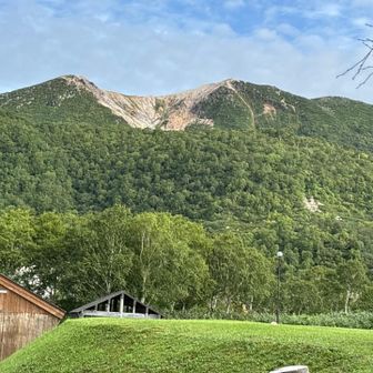 前日に登ったイワオヌプリ（硫黄山）