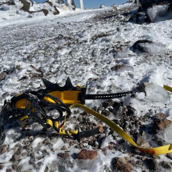 アイゼンが壊れた…
かと思いきや金具が外れただけでした
もうダメかと思いました