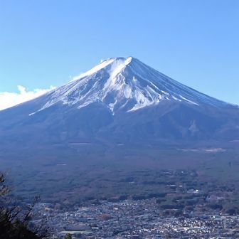 はい、ドーン！！🙌
均整のとれた美を感じます。外国人にはそれが受けるらしい。