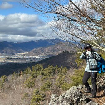 断崖絶壁に立つちりんさん😆