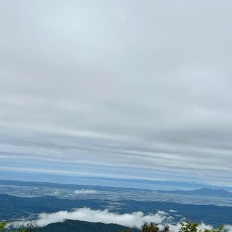 国上山から弥彦山！