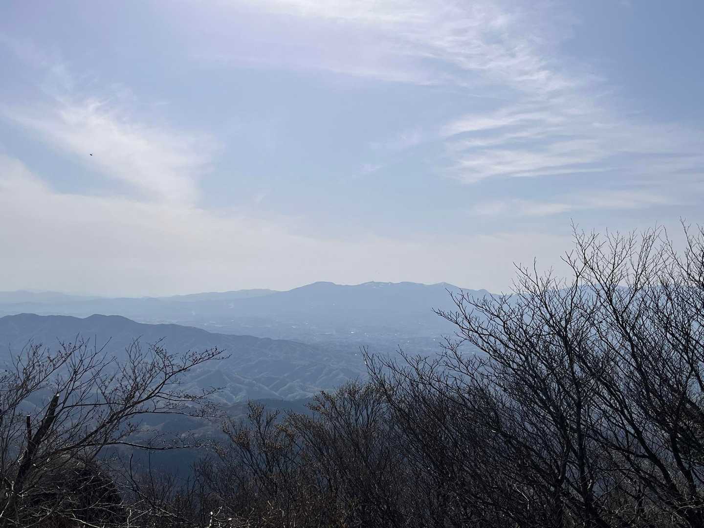 吾妻連峰もぼんやりと☺️