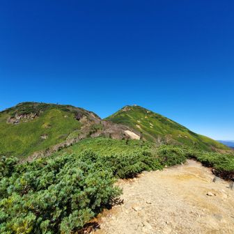 ミノブチ岳　
2234m