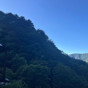 うわぁー

絶対山頂行くの今日でした笑