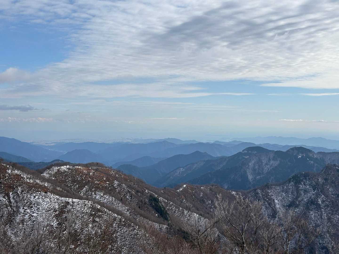 阿南市方向の太平洋も見える