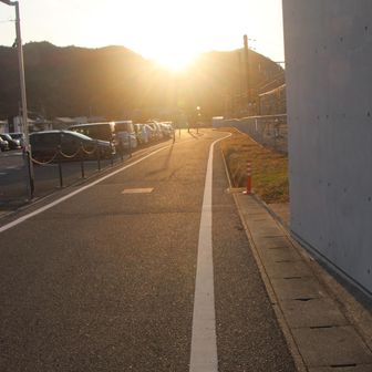 やっと駐車場まで帰って来た💦
車道歩きが今日一番キツい時間でした⏰
久しぶりに充実した一日でした
ありがとうございました🙏

後は松山まで帰ります🚙💨
