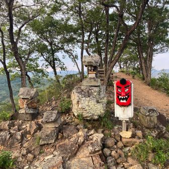 天狗👺が沢山います