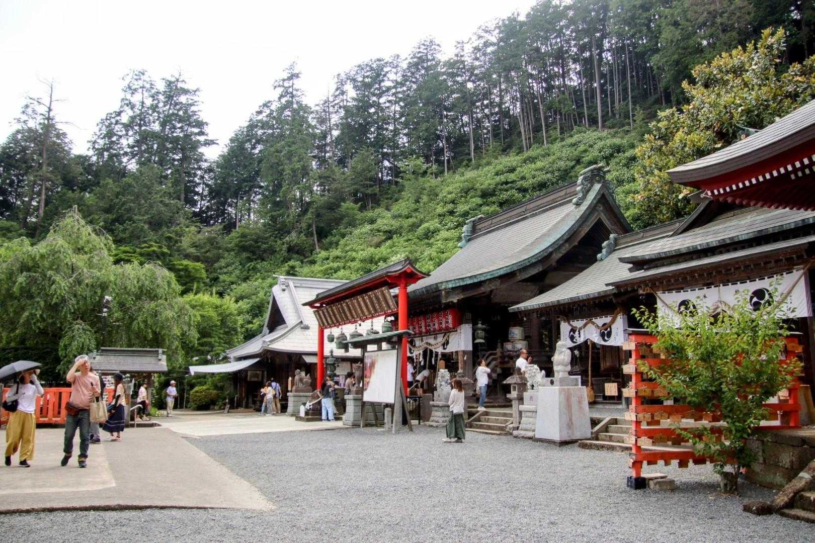 戻って太平山神社