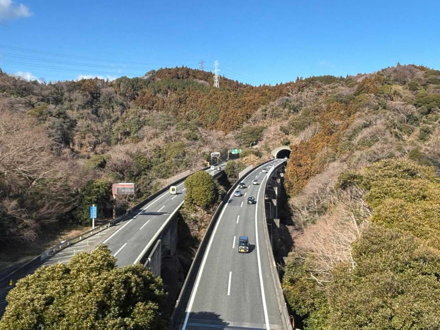 葉山教会登山口-仙元山-観音塚-矢落山-田浦駅 縦走コースの写真