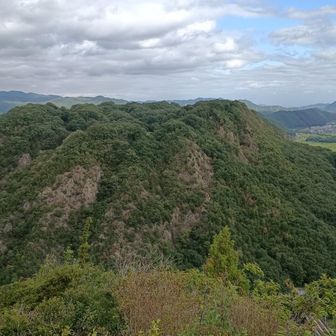 隣の高山