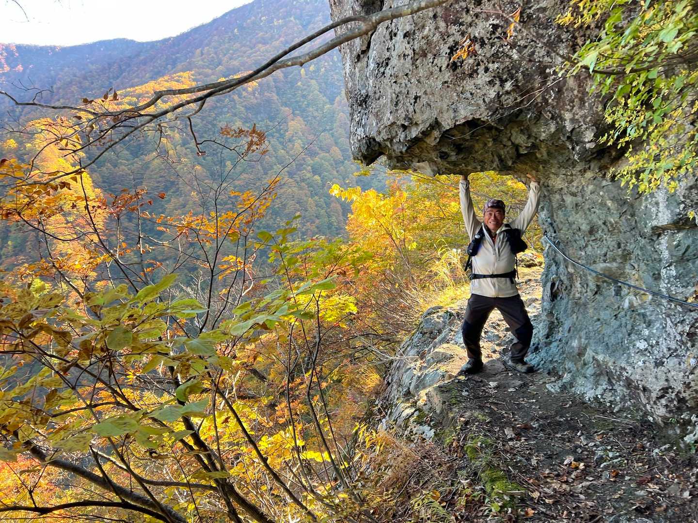 裏巻機渓谷🍁 / 登さんの巻機山・割引岳・金城山の活動データ | YAMAP
