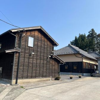 外観からは店舗かどうかもわからないのでネットで調べてみた