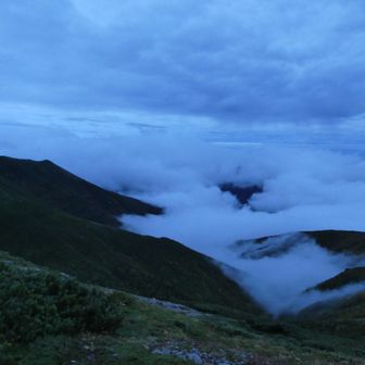 雲海広がる