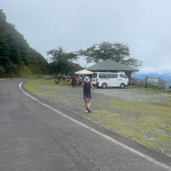 エイド
1人で山登りしている時には無いオアシスです🍹