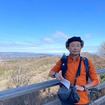 後ろは海が見えてます