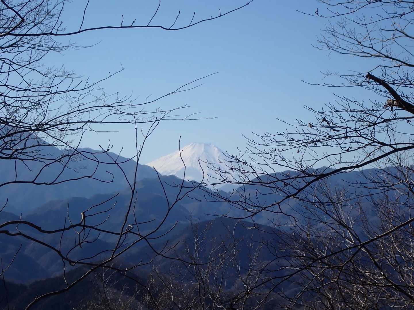 🗻