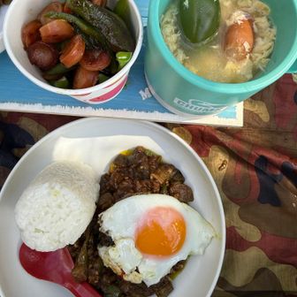 ピーマン🫑づくしのランチ
いいね👍

たくさんピーマン🫑食べた日🫑
🤭