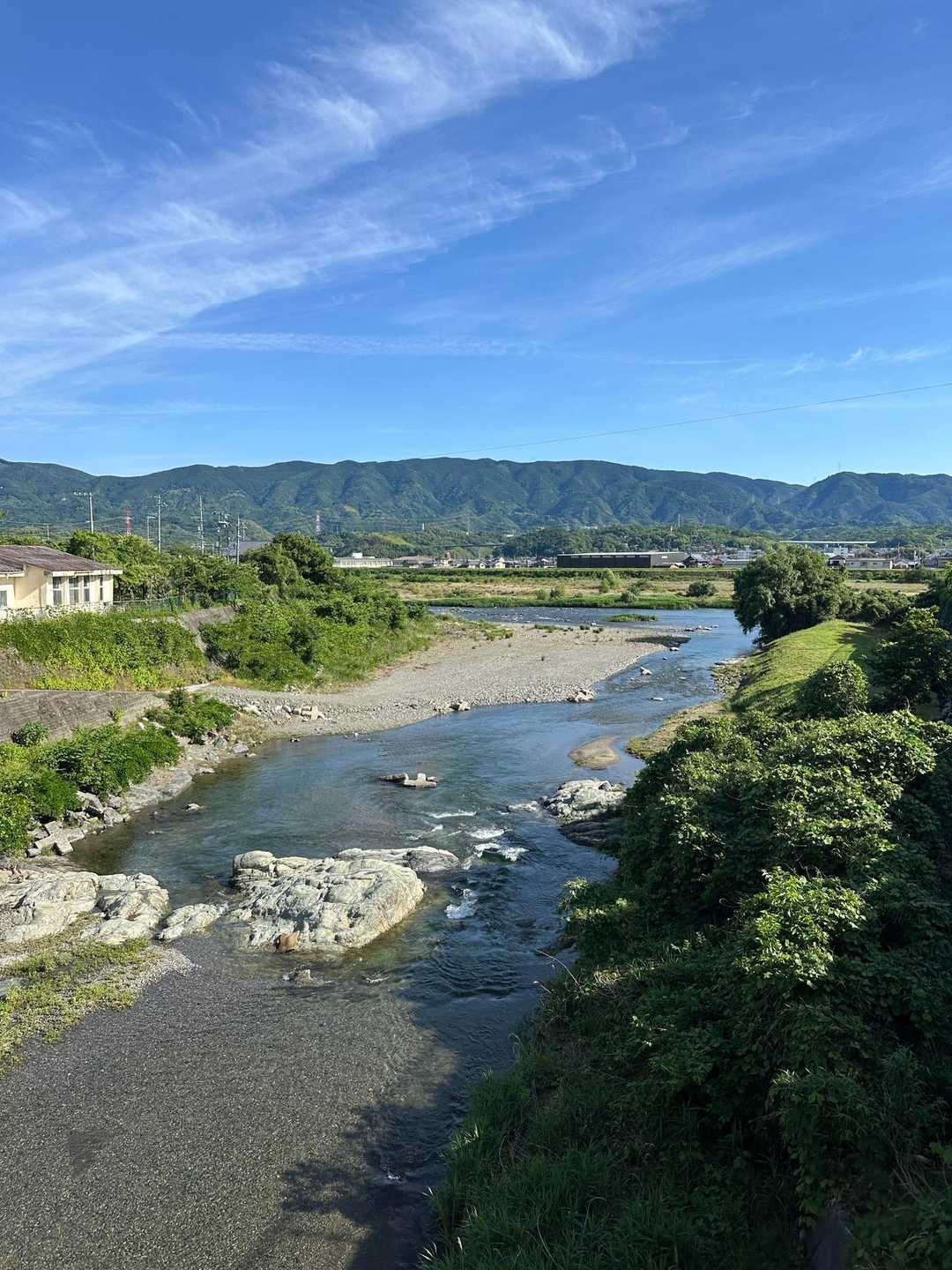 心配して、傘まで突っ込んできたけどとても良いお天気✨☺️