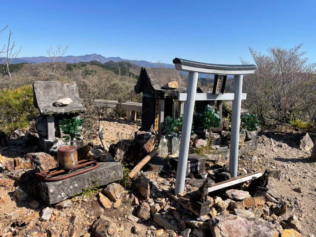 鳴神山の写真