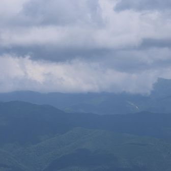 白木峰は雲の中