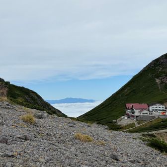 隙間にアルプス山