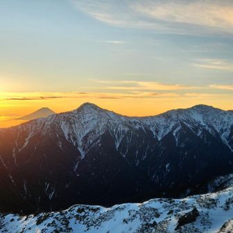 定番の1、2、3🏔️
まだまだ雪は少ないけどやっぱり良い景色🥰🥰