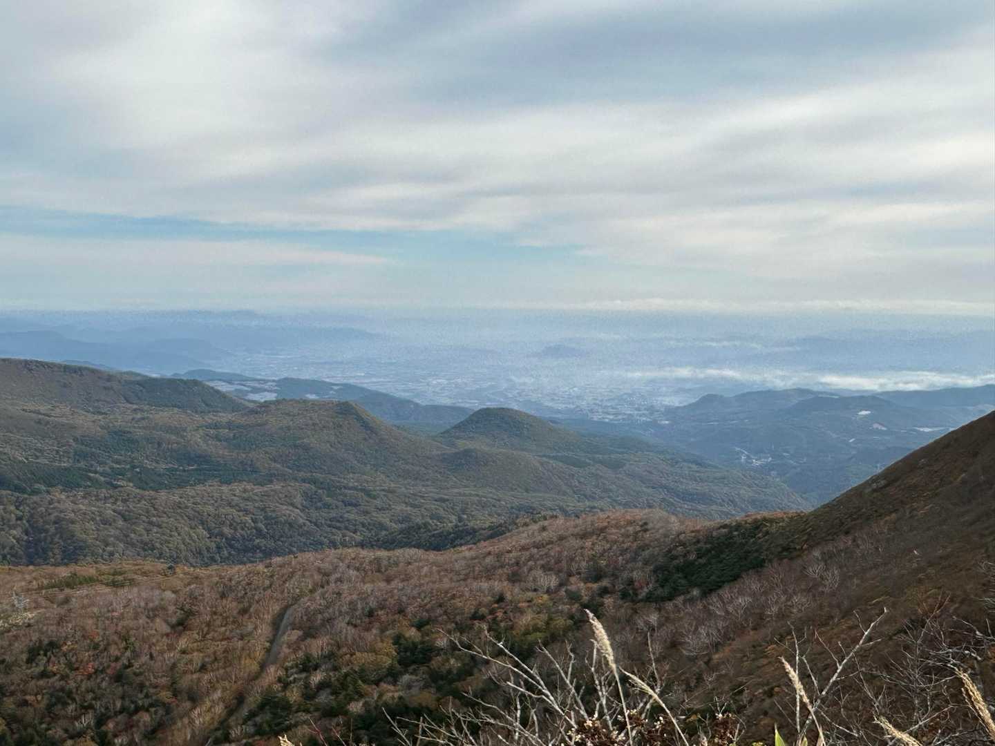 福島市内も見えてきました、信夫山も見えました
