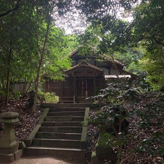 毘沙門堂にお参り